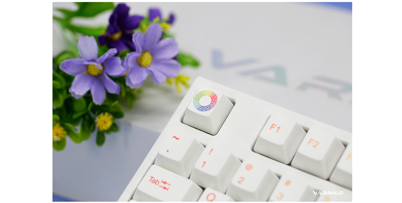 Bàn phím cơ Varmilo VA108M Rainbow Led RGB - Mechanical Cherry Red Switch sử dụng bộ switch cherry cao cấp